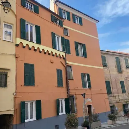 Casa Parasio - Zentral, Aber Himmlisch Ruhig Imperia